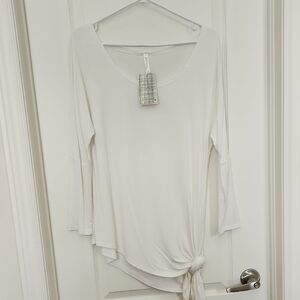 L  NWT Gilmour Women’s White Tunic Tie-Hem Long Sleeve Top